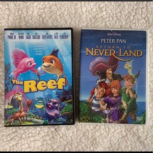 🦩Bundle of kids video DVDs: The Reef and Return to Neverland